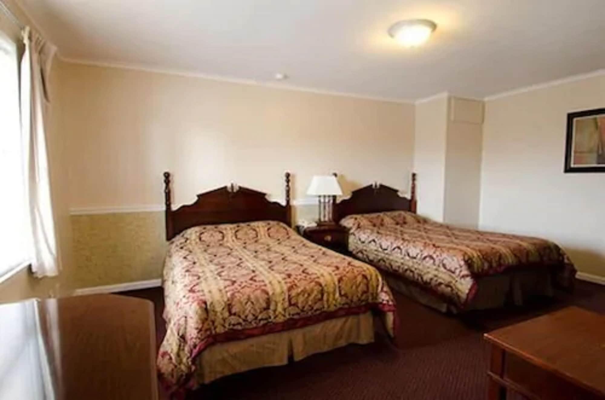 Alpine Inn & Suites Rockford Ngoại thất bức ảnh