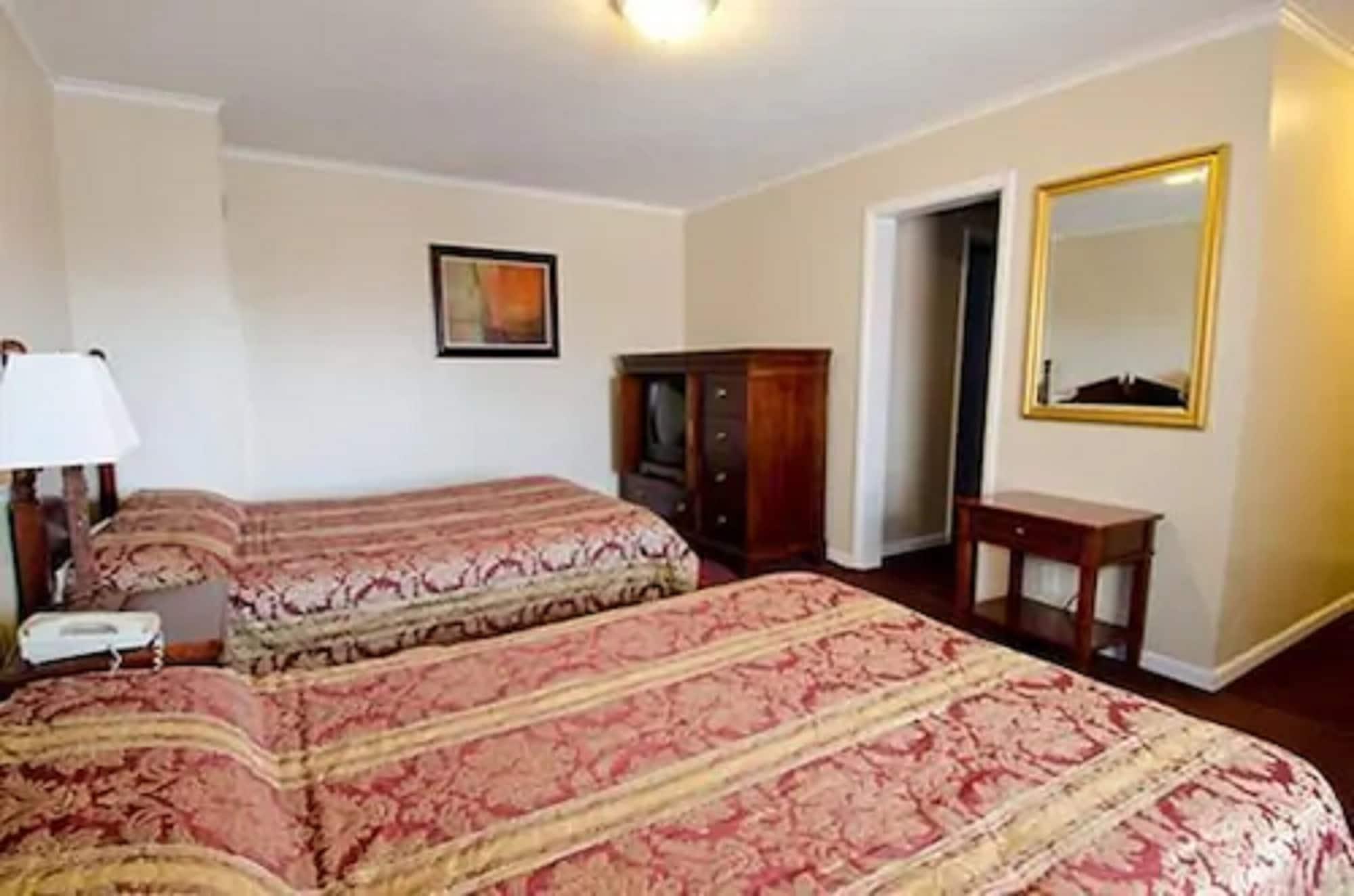 Alpine Inn & Suites Rockford Ngoại thất bức ảnh