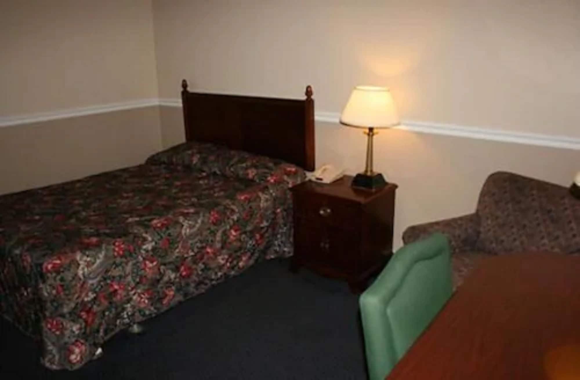 Alpine Inn & Suites Rockford Ngoại thất bức ảnh