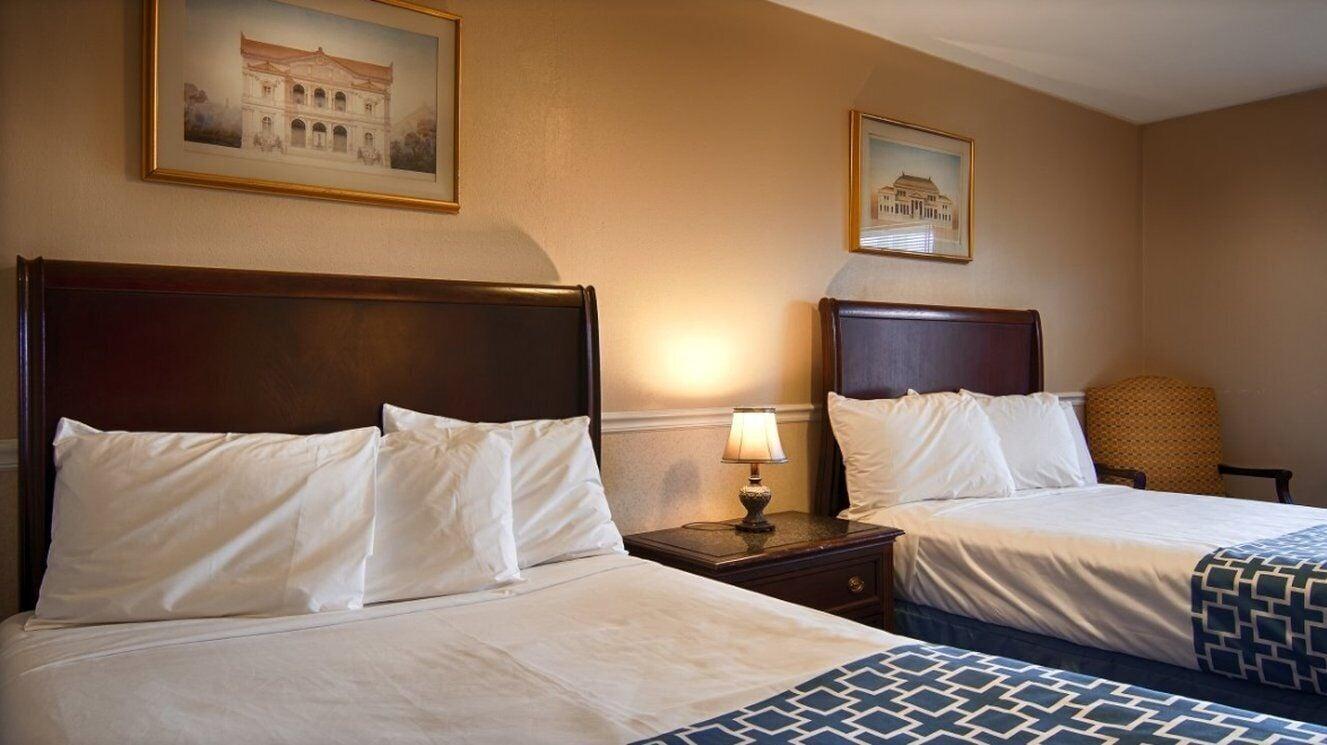 Alpine Inn & Suites Rockford Ngoại thất bức ảnh