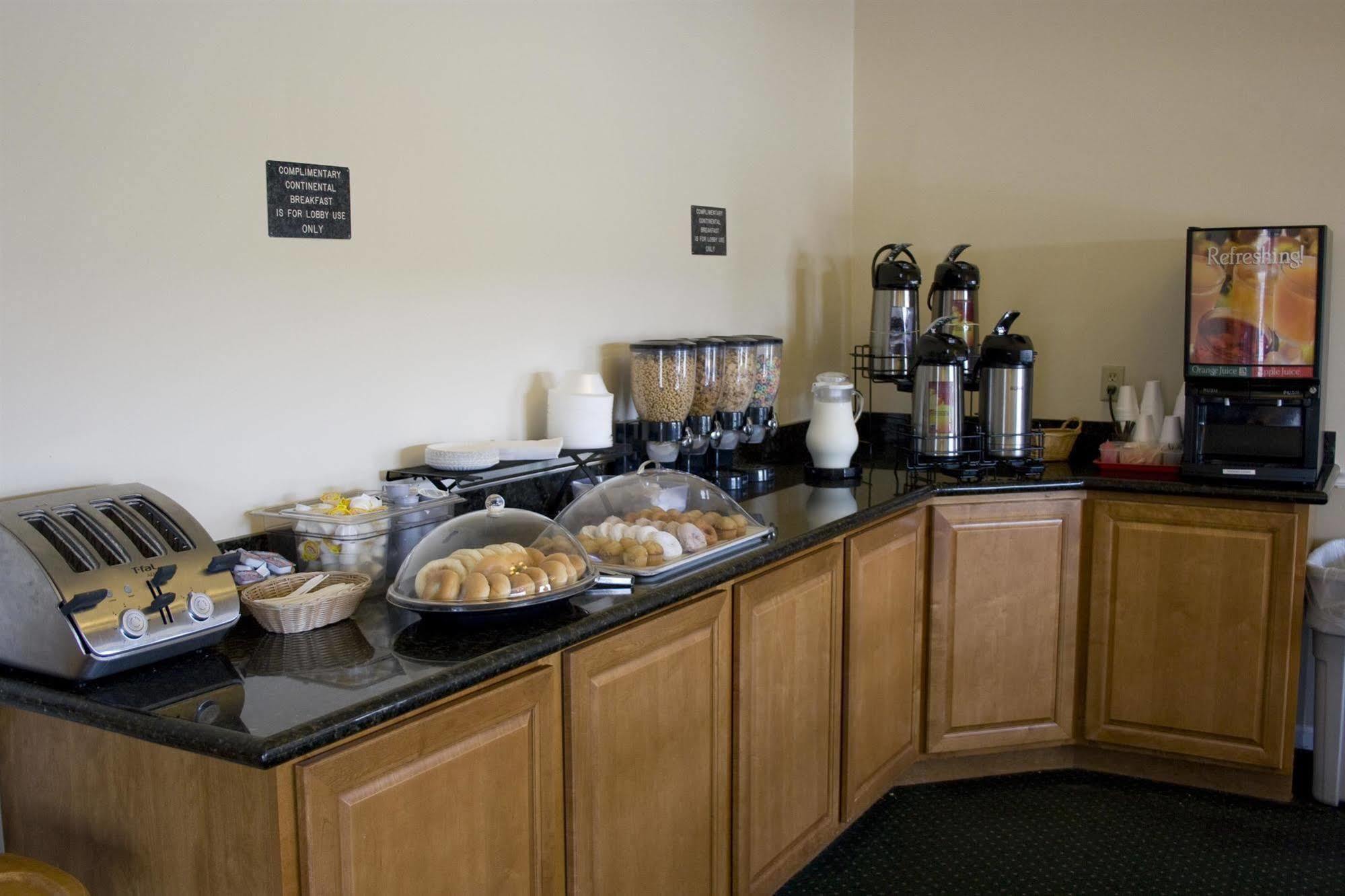Alpine Inn & Suites Rockford Ngoại thất bức ảnh